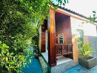 NA NICHA HOUSE - The Noi Family Vacation rental in Thailand