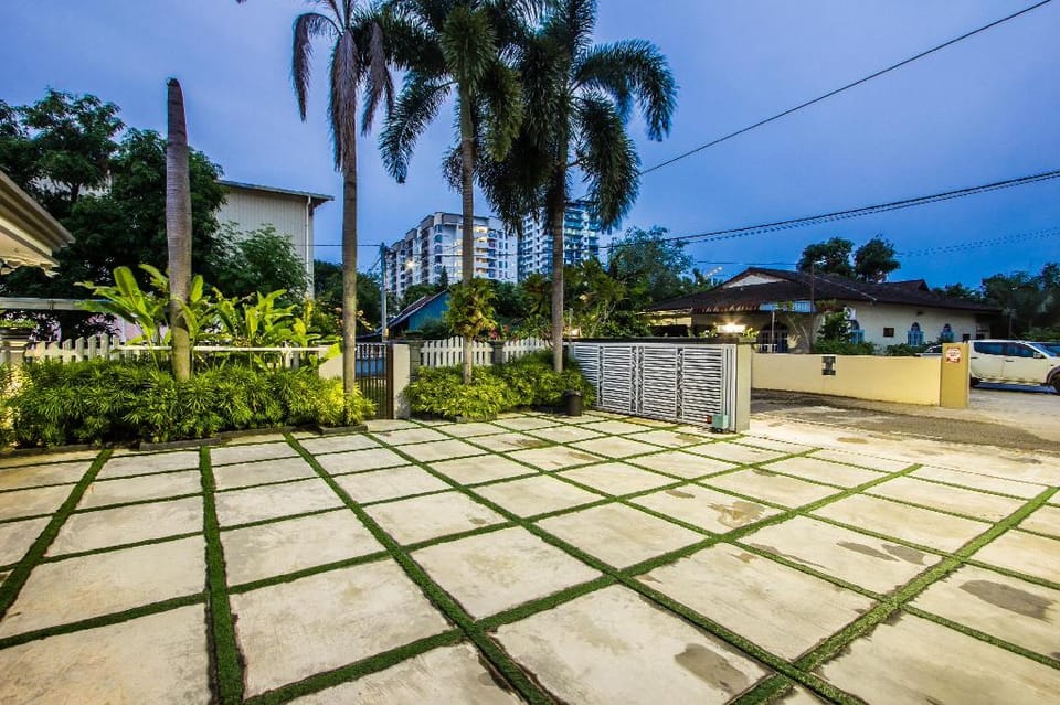 Surprised Homestay Butterworth Vacation rental in Penang