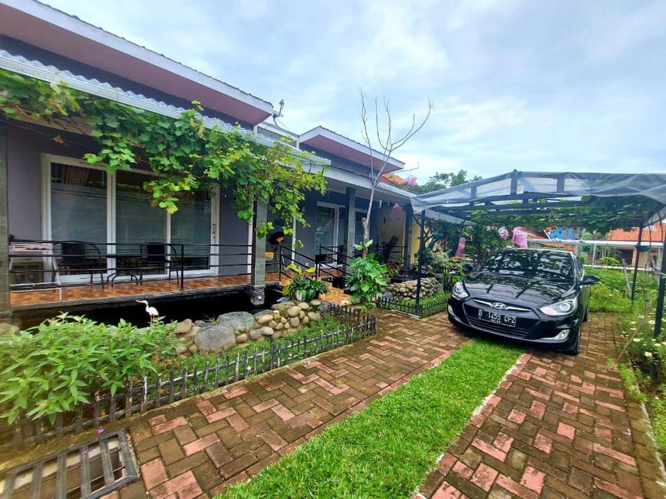 Pondok Wammy Apartment in West Java