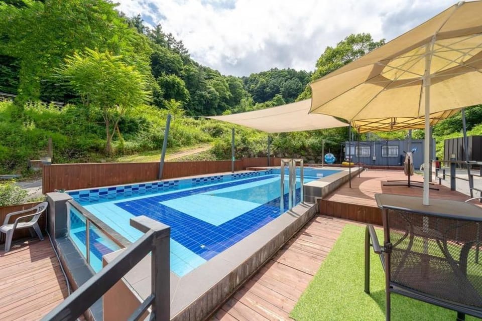 gapyeong therisome poolvilla Bed and Breakfast in Gyeonggi-do