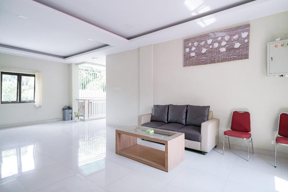 Urbanview Hotel Syariah Ratu Kuring Gisting by RedDoorz Hotel in Indonesia