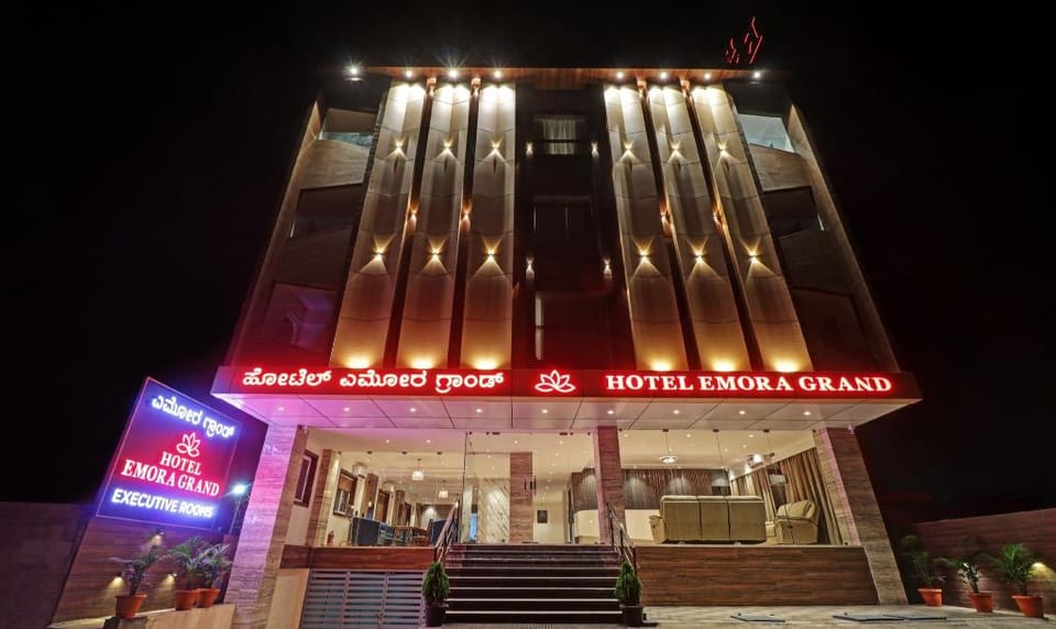 Treebo Emora Grand Hotel in Bengaluru