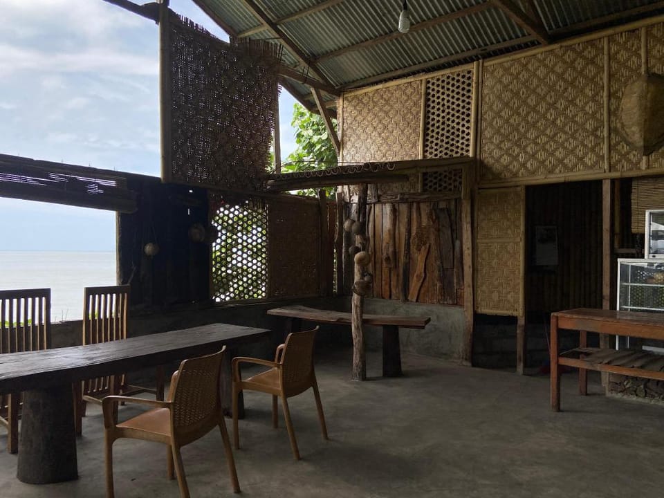Gemo beach cottages Hotel in Indonesia