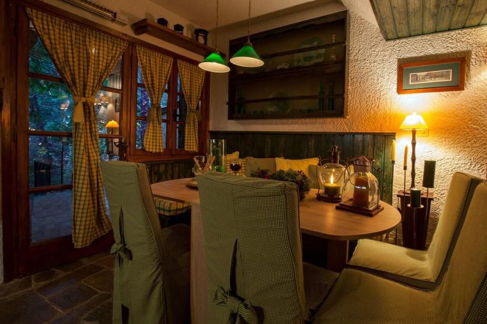 Dandy on the Hill Agoriani |Chalet Ivoni| 45sq.m Vacation rental in Peloponnese, Western Greece and the Ionian