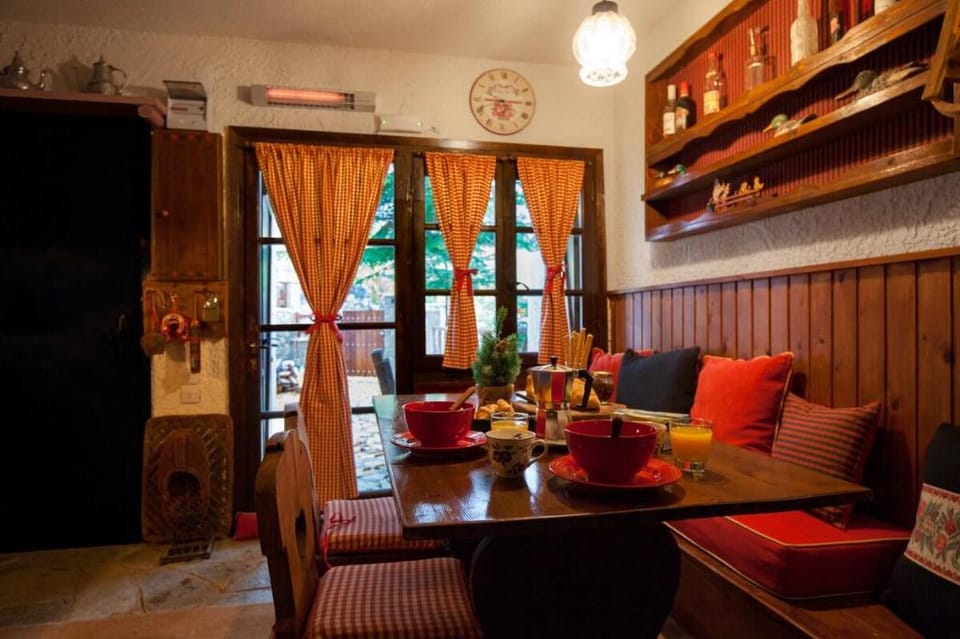 Dandy on the Hill in Agoriani |Chalet Erato|55sq.m Vacation rental in Peloponnese, Western Greece and the Ionian