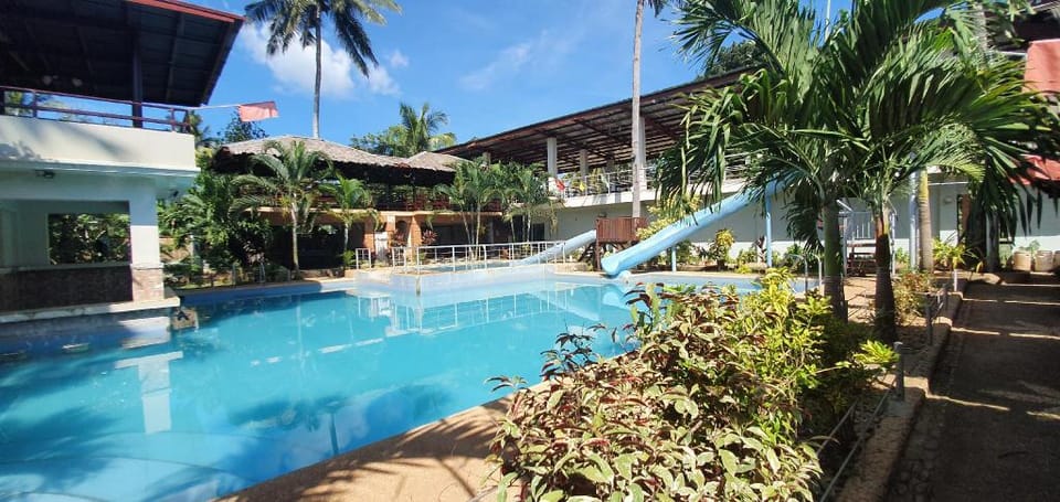 Gabrielles Garden Pool Villa in Puerto Princesa