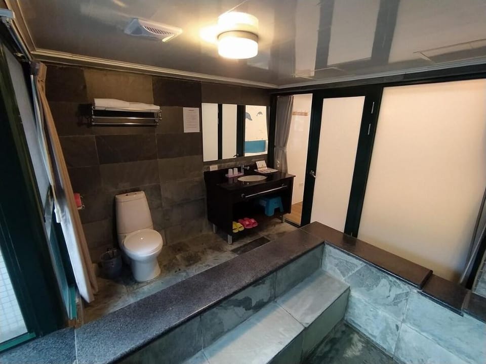 Jiaoxi Hotspring礁溪慕浴溫泉 Apartment in Taiwan, Province of China