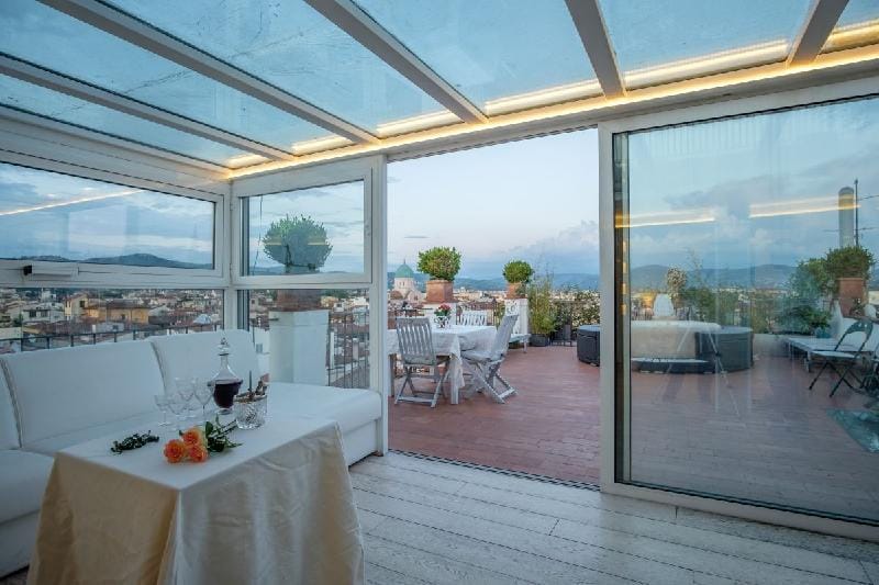 Amazing suite with open view terrace Apartment in Florence