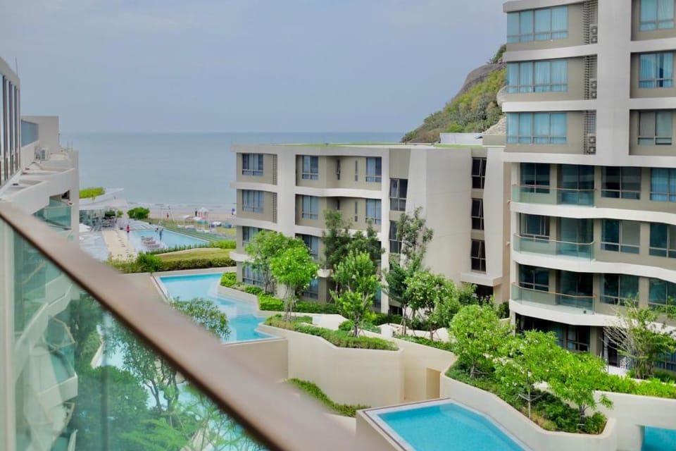 Veranda Two-BR SeaView Beach front hotel services Apartment in Nong Kae