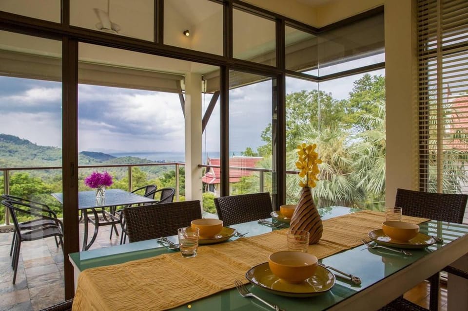 Relaxing Villa, Amazing View to Angthon Marine Park Villa in Ko Samui