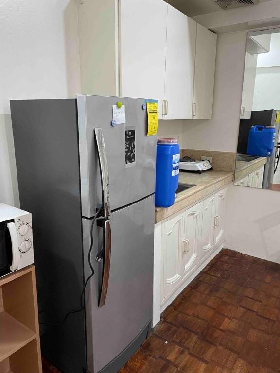 Lovely 1 bedroom condo Across Greenbelt 5 Apartment in Pasay