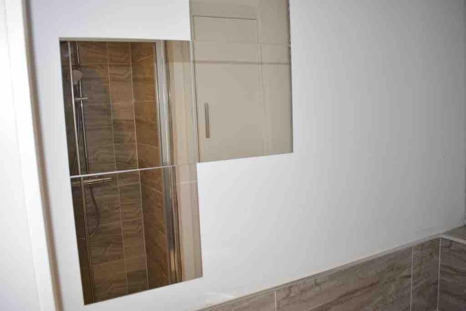 JQ Centre 1 Bed Whole Apartment Birmingham Vacation rental in Birmingham