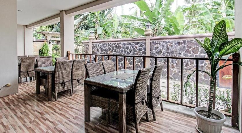 KIMARA HOMESTAY Vacation rental in Batu Layar