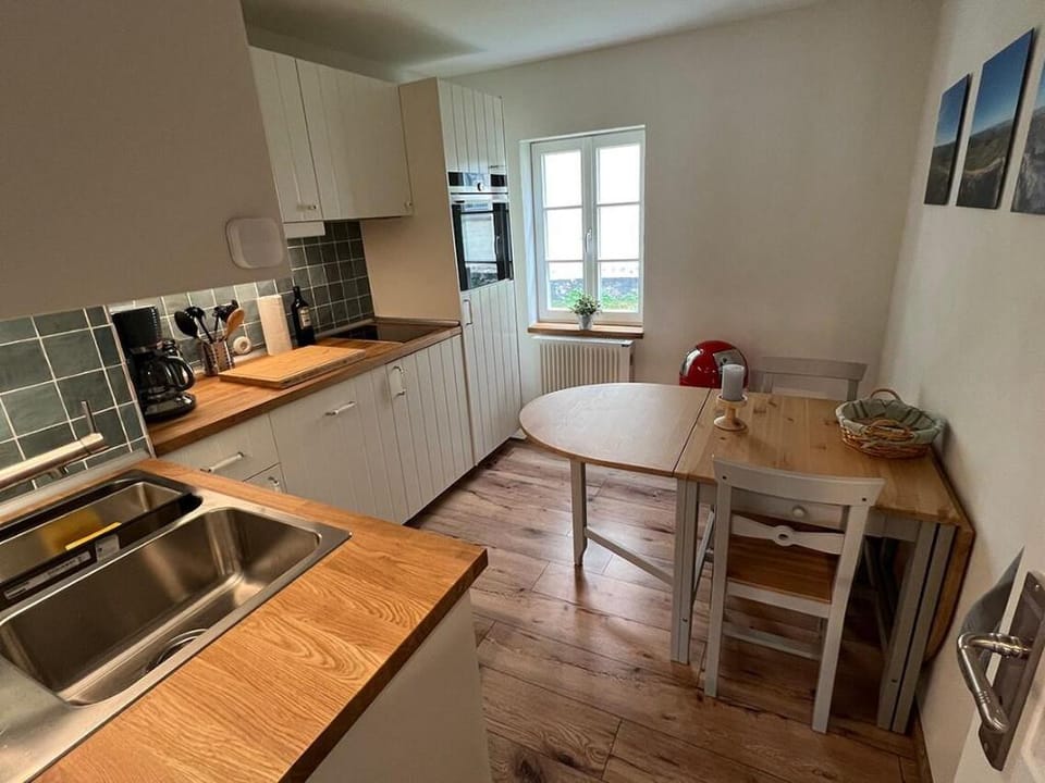 Kassel, ruhiges Apartment in naturnaher Lage, 50qm Apartment in Kassel