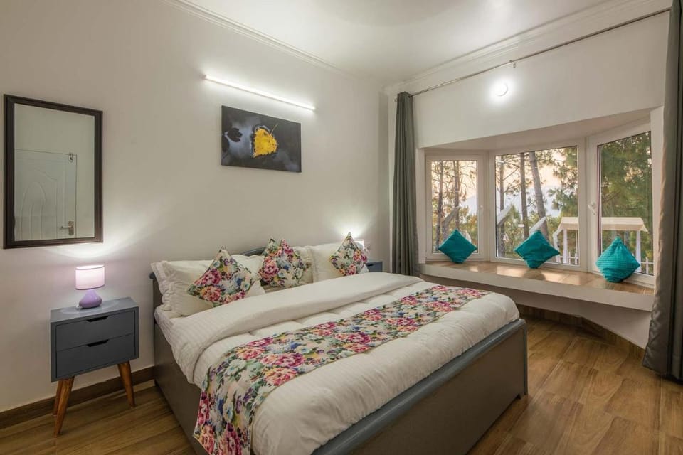 StayVista at Pines & Spruce - Exclusive getaway Villa in Uttarakhand
