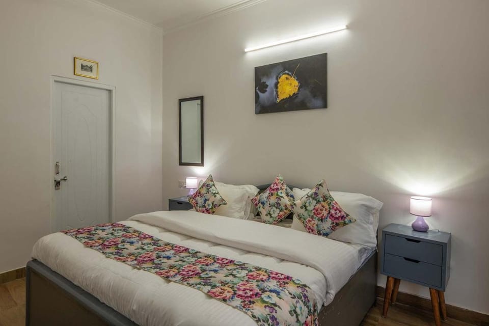 StayVista at Pines & Spruce - Exclusive getaway Villa in Uttarakhand
