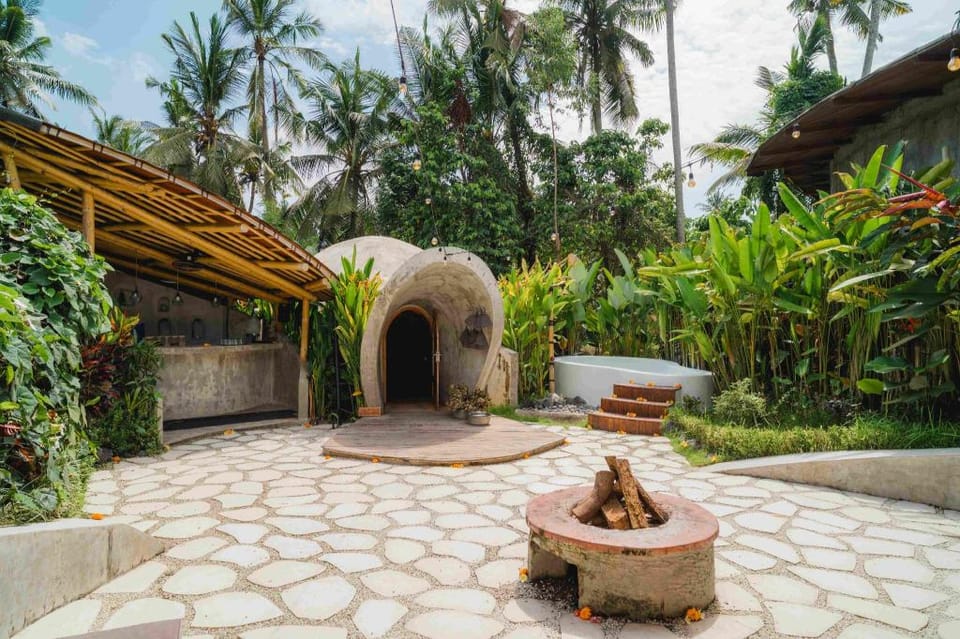 Hot Stone Club Ubud Hotel in Blahbatuh