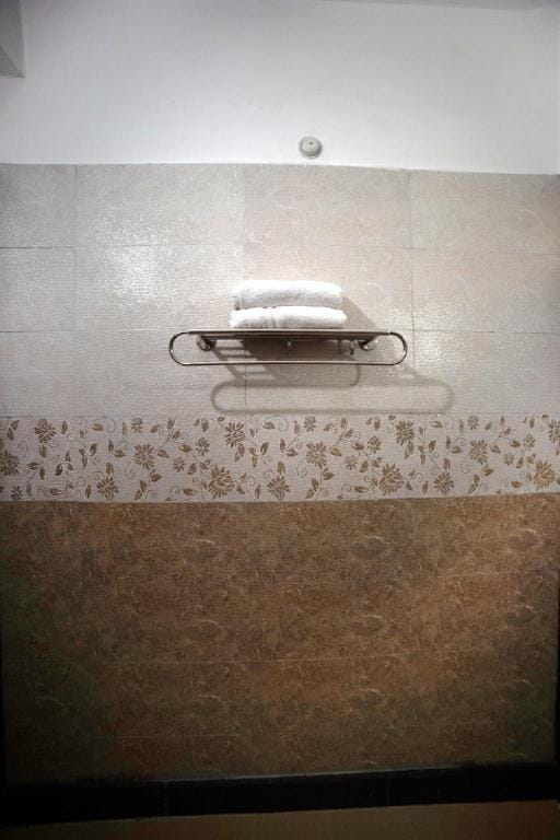 Yogvan Holiday's 1BHK Sunlit Apartment Tapovan Apartment in Rishikesh