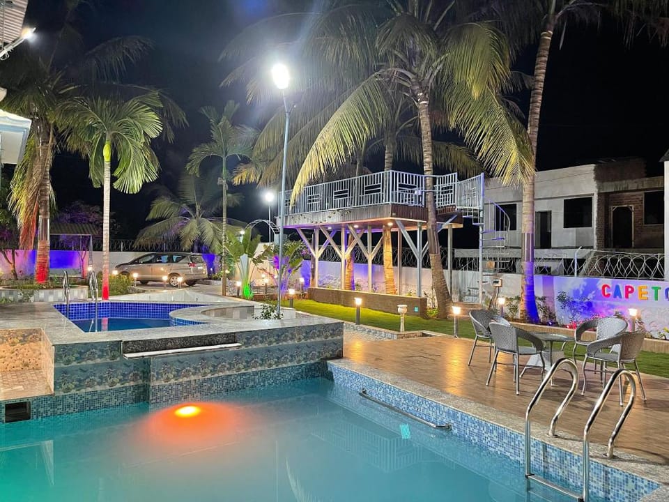 CAPETOWN GREY HOUSE MINI RESORT SHELU KARJAT Villa in Maharashtra