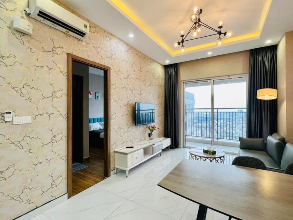Floors 38 2 bed rooms apt with nice view D7 Apartment in Ho Chi Minh City