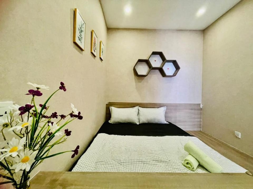 Floors 38 2 bed rooms apt with nice view D7 Apartment in Ho Chi Minh City