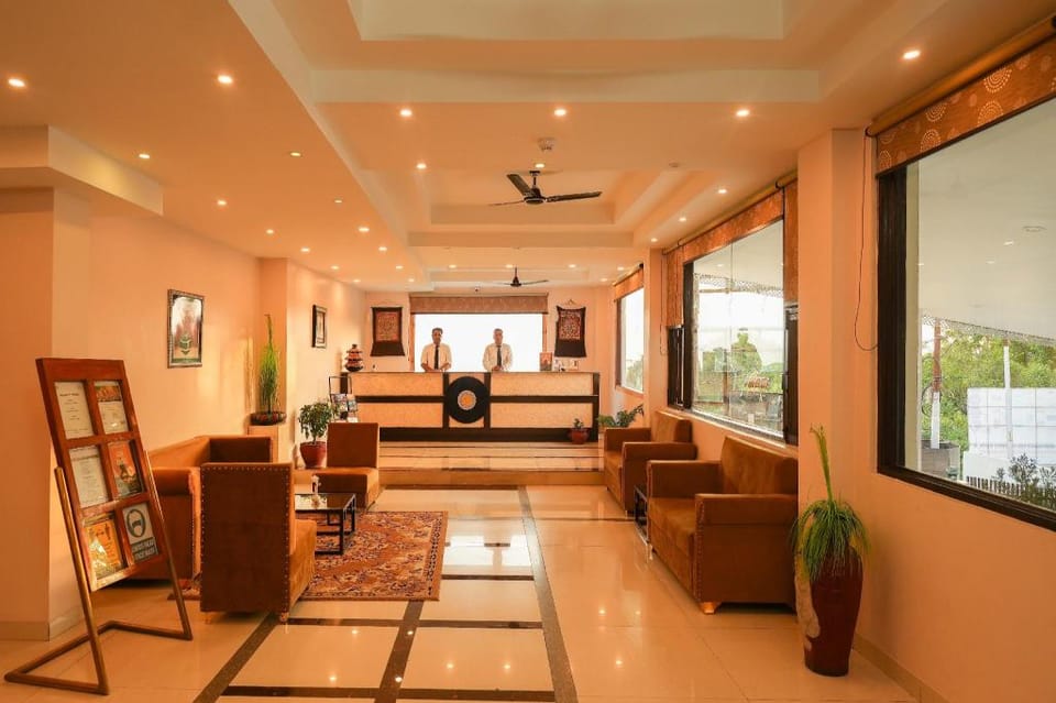 Hotel 360 Country Club Hotel in Punjab, India