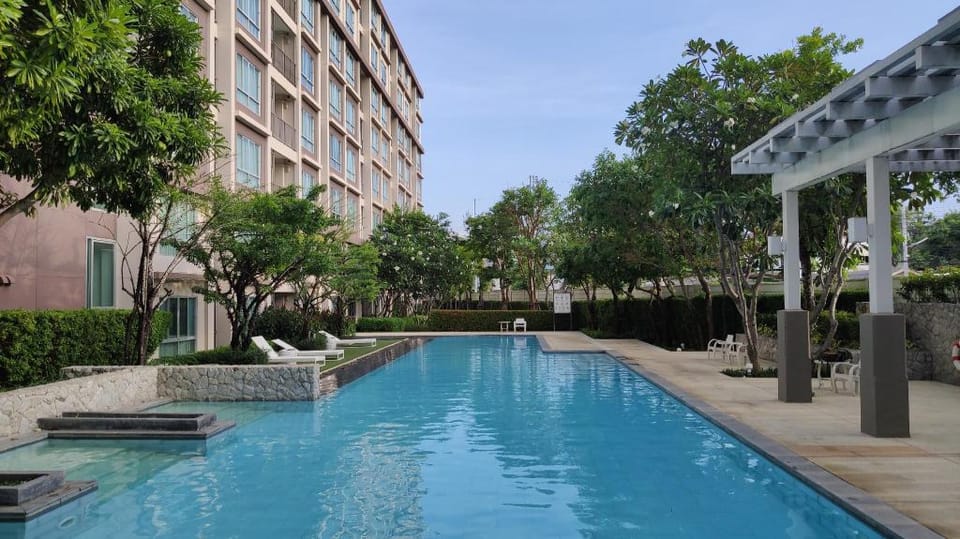 Baan Peang Ploen Khao Takiab Hua Hin Beach Apartment in Nong Kae