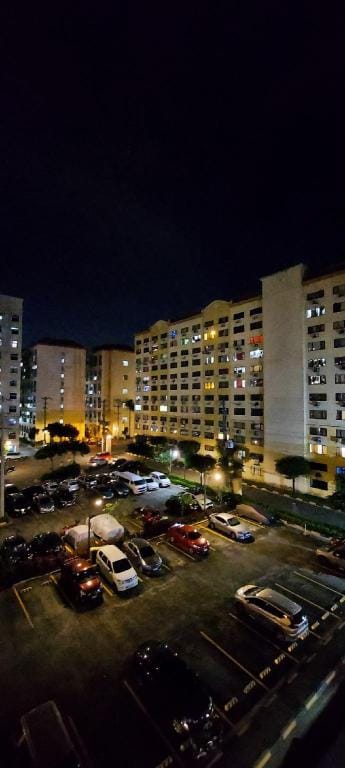 Loft type 1br condo with resort style amenities Apartment in Pasig