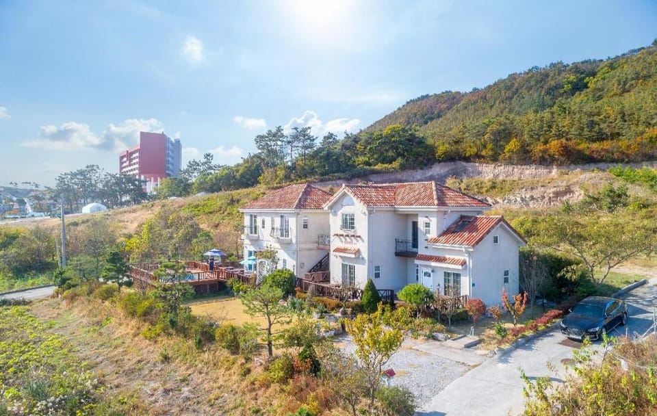 Buan Flaura Pension Bed and Breakfast in South Korea