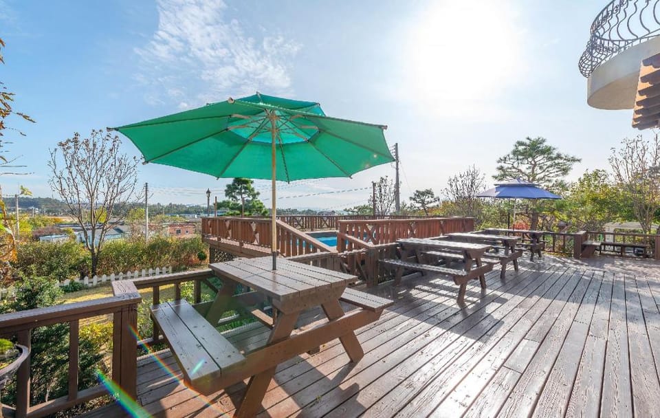 Buan Flaura Pension Bed and Breakfast in South Korea