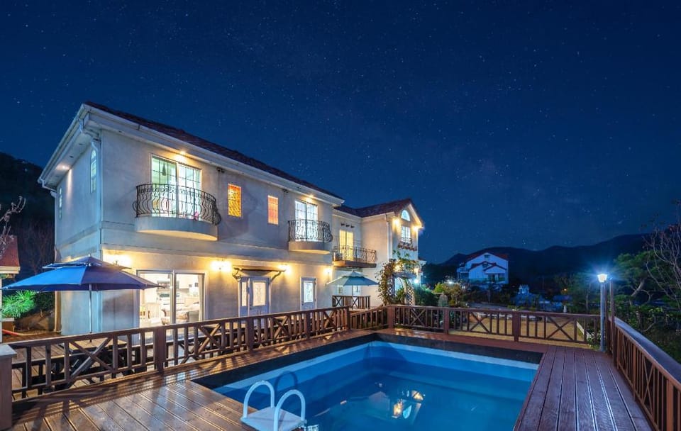 Buan Flaura Pension Bed and Breakfast in South Korea