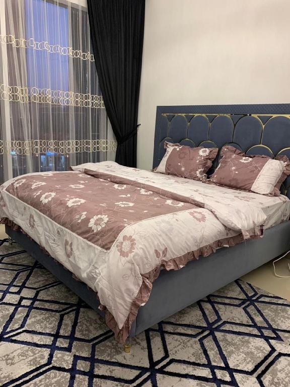 Lovely 2-bedroom apartment in Dubai Creek Harbour. Vacation rental in Dubai