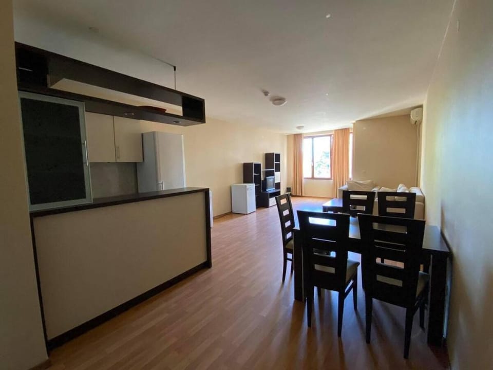 Two bedroom apartment, 3 minutes from the beach. Apartment in Varna