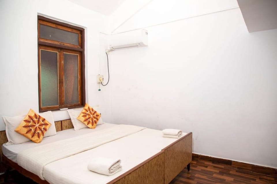 Ronne's 2BHK BAGA Apartment Apartment in Baga