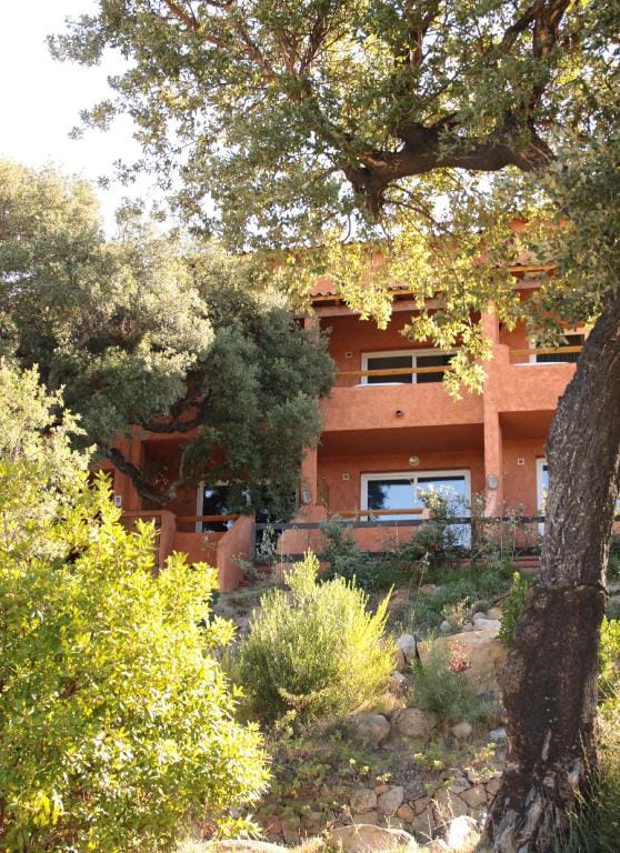 Three-room apartment for 6 people with air conditioning near Porto Vecchio Apartment in Zonza
