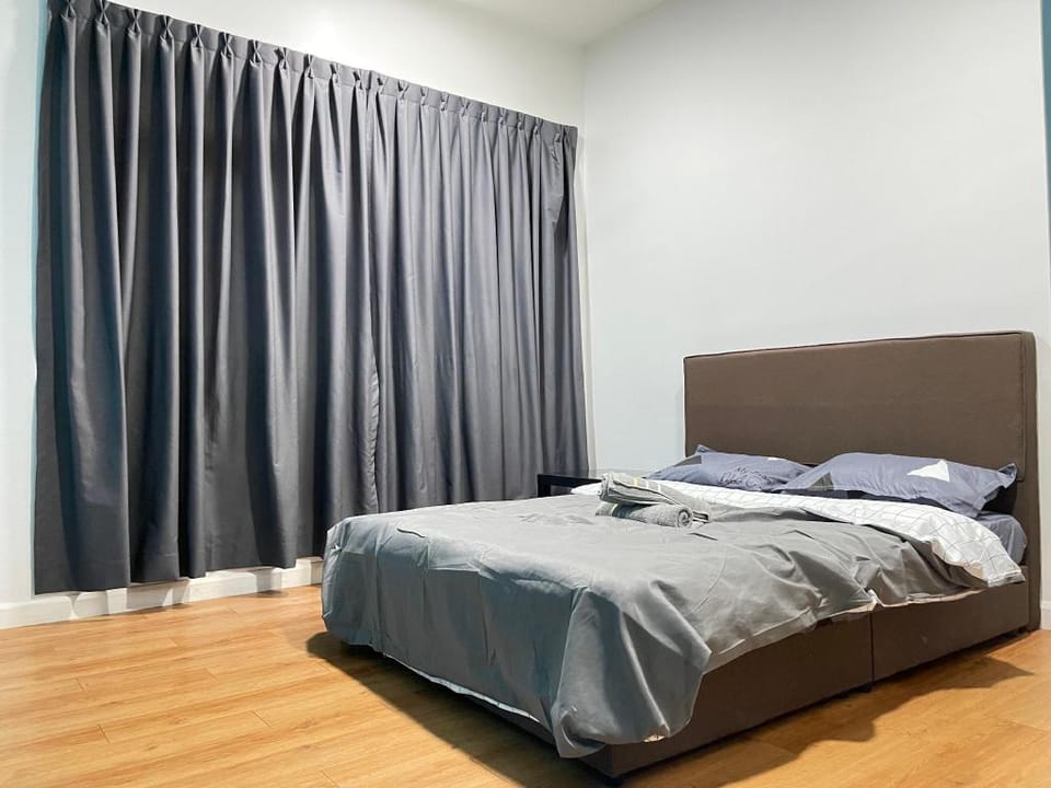 Utropolis (Nearby Highway and Airport)♥️Wi-Fi  Apartment in Petaling Jaya