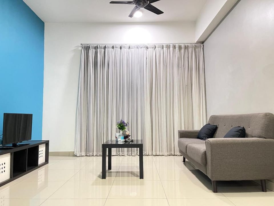 Utropolis (Nearby Highway and Airport)♥️Wi-Fi  Apartment in Petaling Jaya