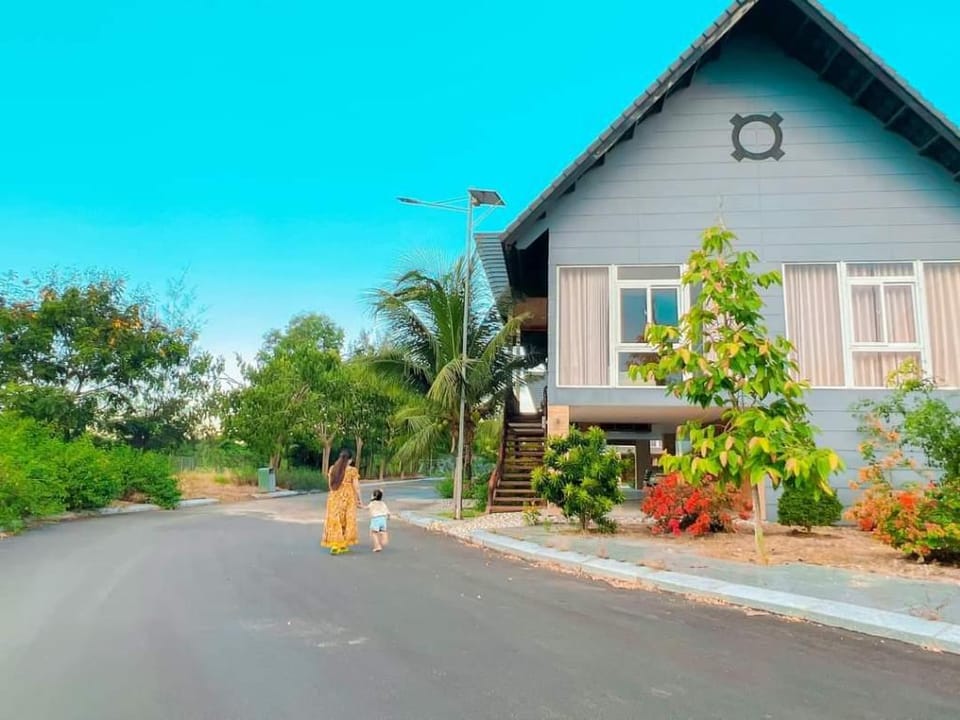 Hari Green Modern Villa Villa in Bình Thuận Province