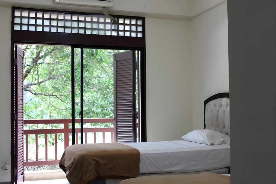 Pusat Studi Jepang Universitas Indonesia Hotel in South Jakarta City