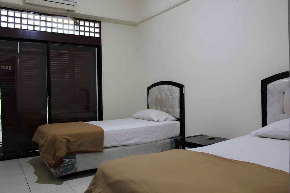 Pusat Studi Jepang Universitas Indonesia Hotel in South Jakarta City