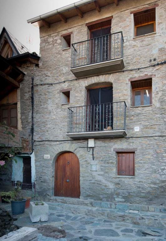 CASA SINERA Vacation rental in Pallars Jussà