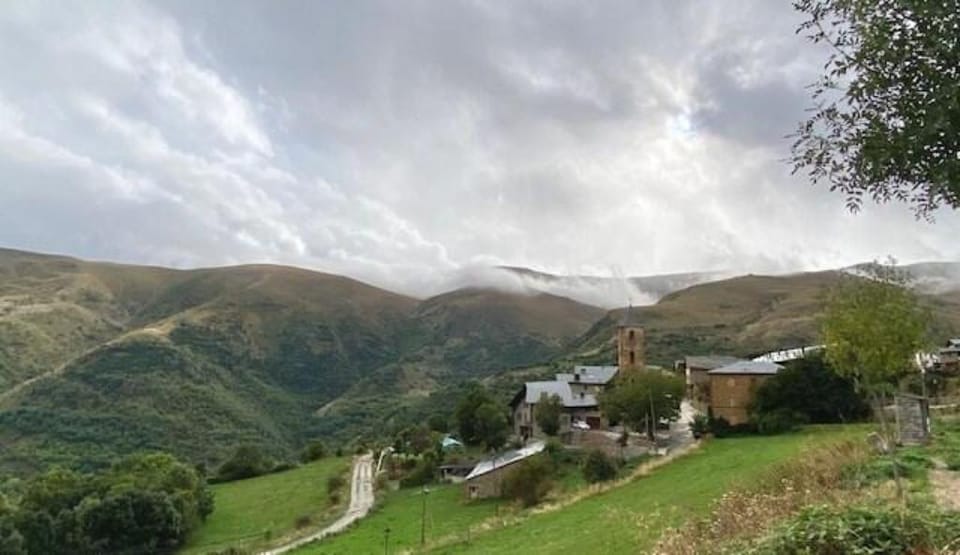 CASA SINERA Vacation rental in Pallars Jussà