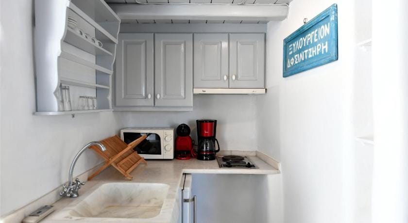 Kastro Cozy Guesthouse Apartment in Paros
