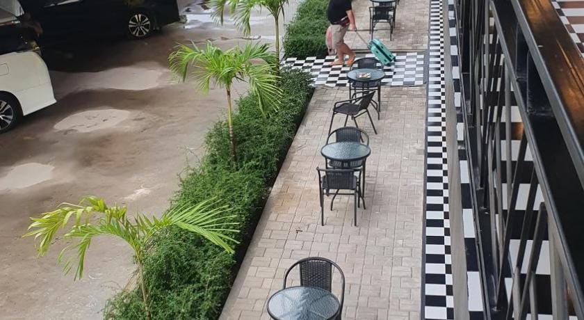 โรงแรมอินทราเพลส Hotel in Laos