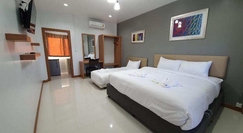 โรงแรมอินทราเพลส Hotel in Laos