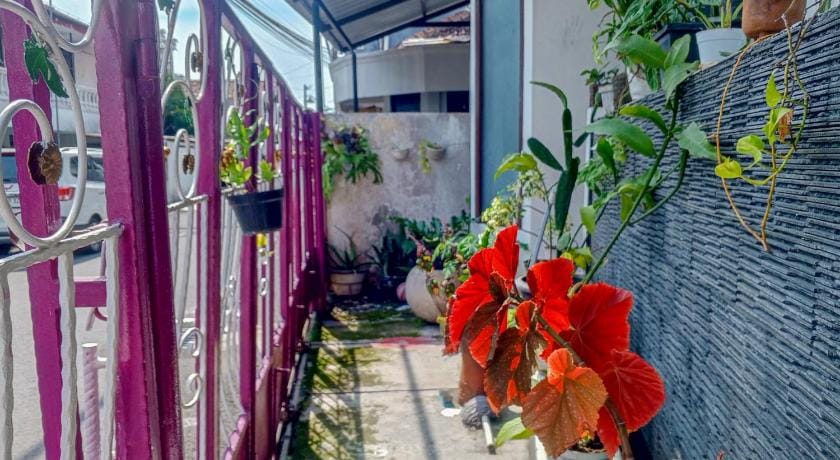 Hotel O Trihakso Guesthouse Hotel in Special Region of Yogyakarta