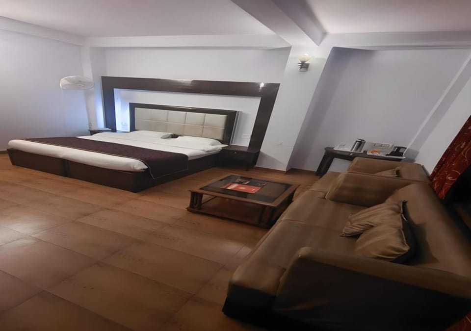 Himland East Hotel in Shimla