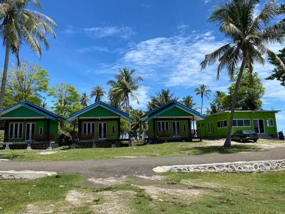 RedDoorz Syariah near Ujong Kareung Beach Sabang Hotel in Indonesia
