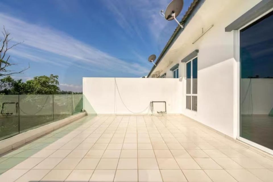 Four BR Coconut Homestay Tj Karang Kuala Selangor Villa in Selangor, Malaysia