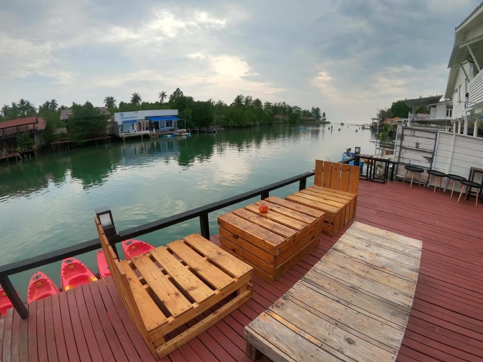 Baan Rim Klong KohChang บ้านริมคลองเกาะช้าง Villa in Ko Chang